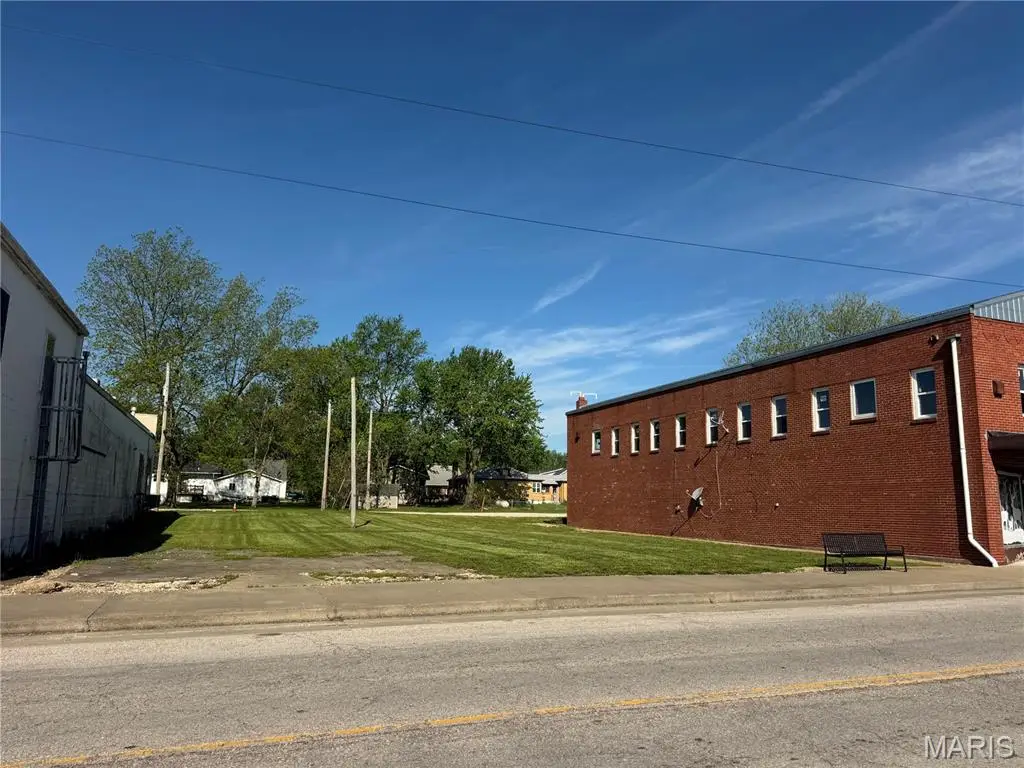 312 S Alvarado Avenue, Belle, MO 65013 - #1