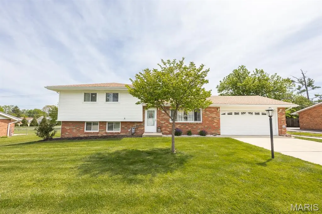 4703 Dadrian Drive, Godfrey, IL 62035 - #1