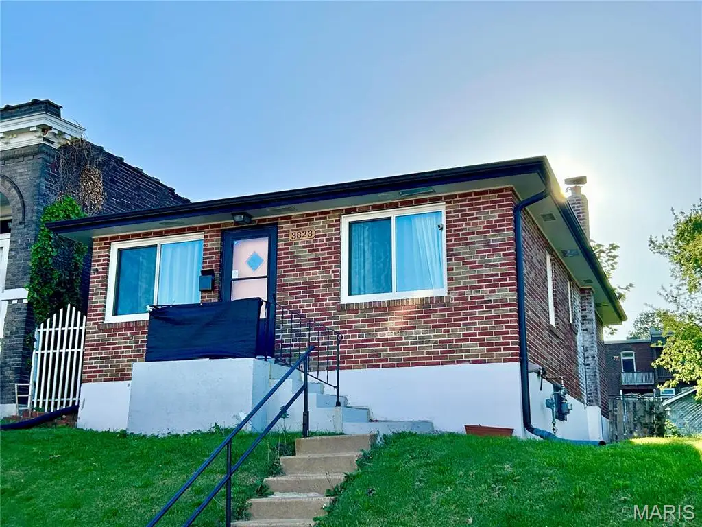 3823 Michigan Avenue, Saint Louis, MO 63118 - #1