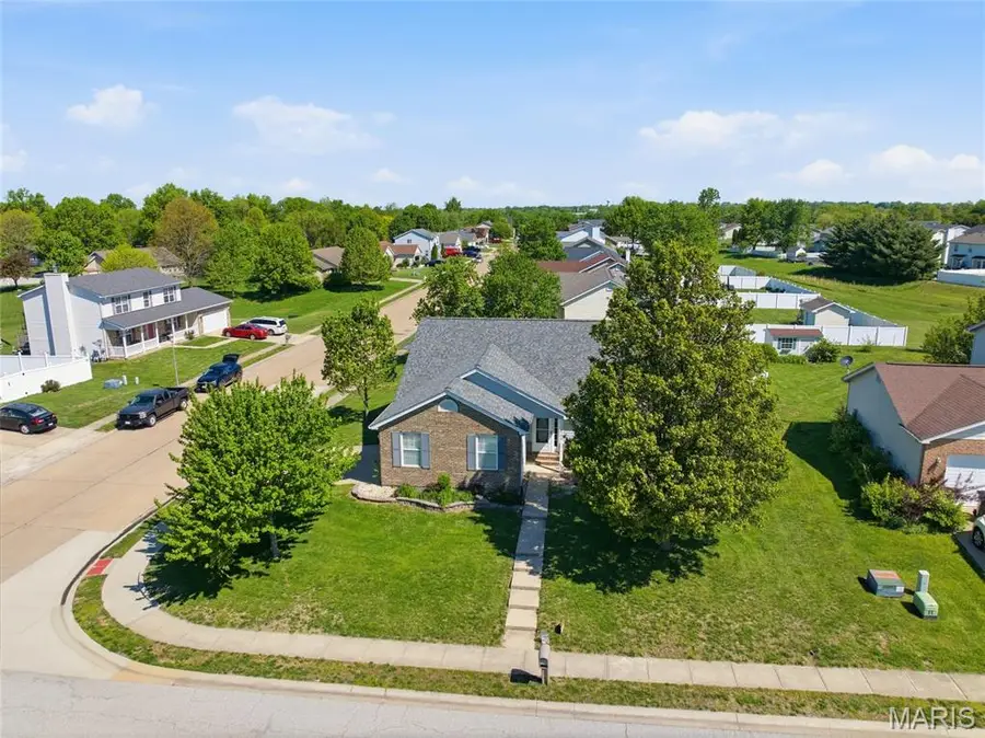 4705 Vandebrook Drive, Waterloo, IL 62298 - #2