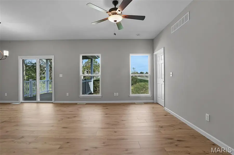 2301 Hank's Close Court #190 STB, Washington, MO 63090 - #3