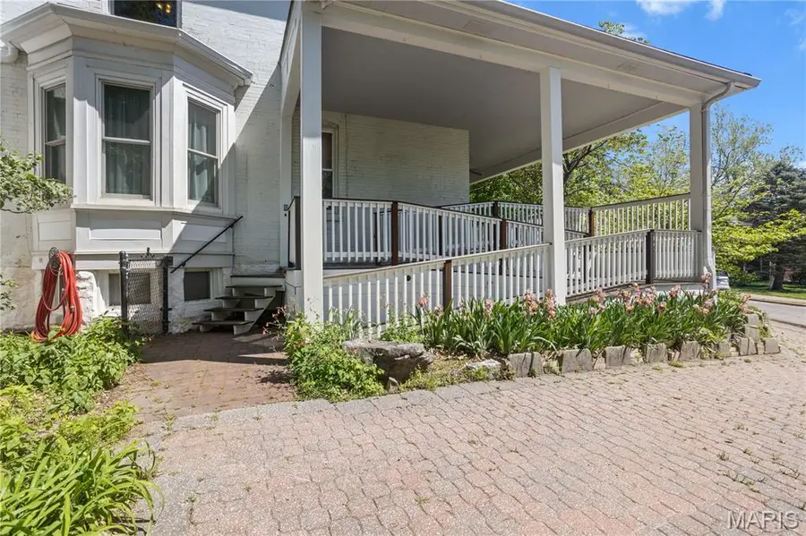 1231 Highland Terrace, Saint Louis, MO 63117 - #2