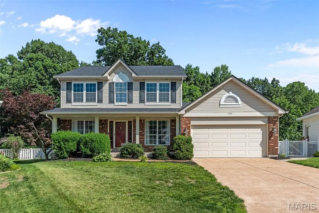 5794 Wickershire Lane, Saint Louis, MO 63129 - #1