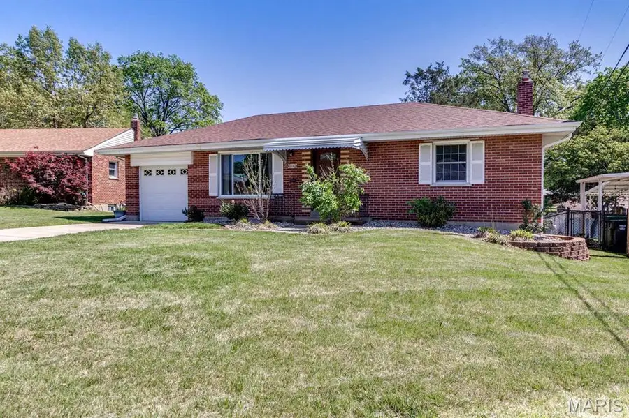 10102 Maryvale Lane, Saint Louis, MO 63123 - #3