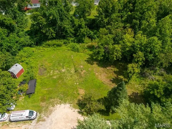 7098 Ridge Drive, Barnhart, MO 63012