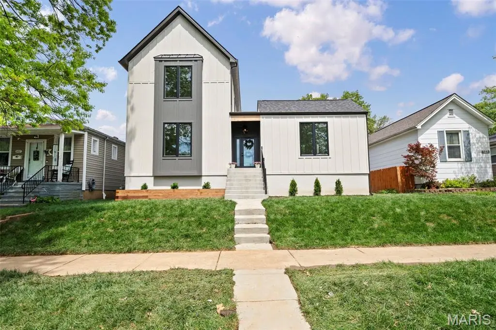 6405 Hancock Avenue, Saint Louis, MO 63139 - #1