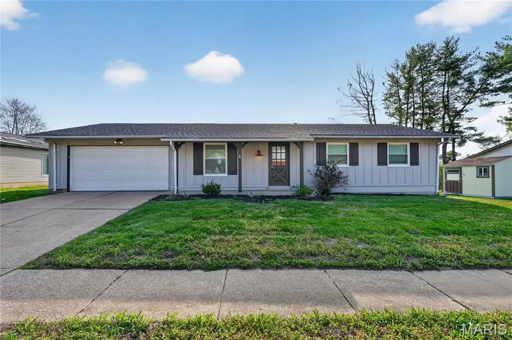 11342 Stonymont Drive, Saint Louis, MO 63136 - #1