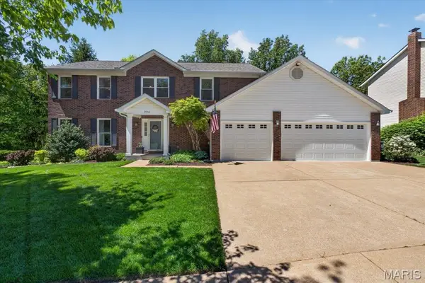 2950 Bayberry Ridge Drive, St Louis, MO 63129