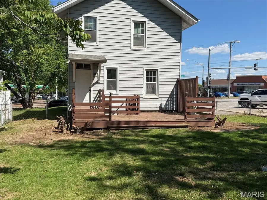 437 S Elm Avenue, Saint Louis, MO 63119 - #2