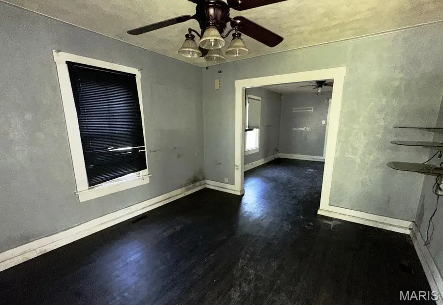 462 N 83rd Street, East Saint Louis, IL 62203 - #3