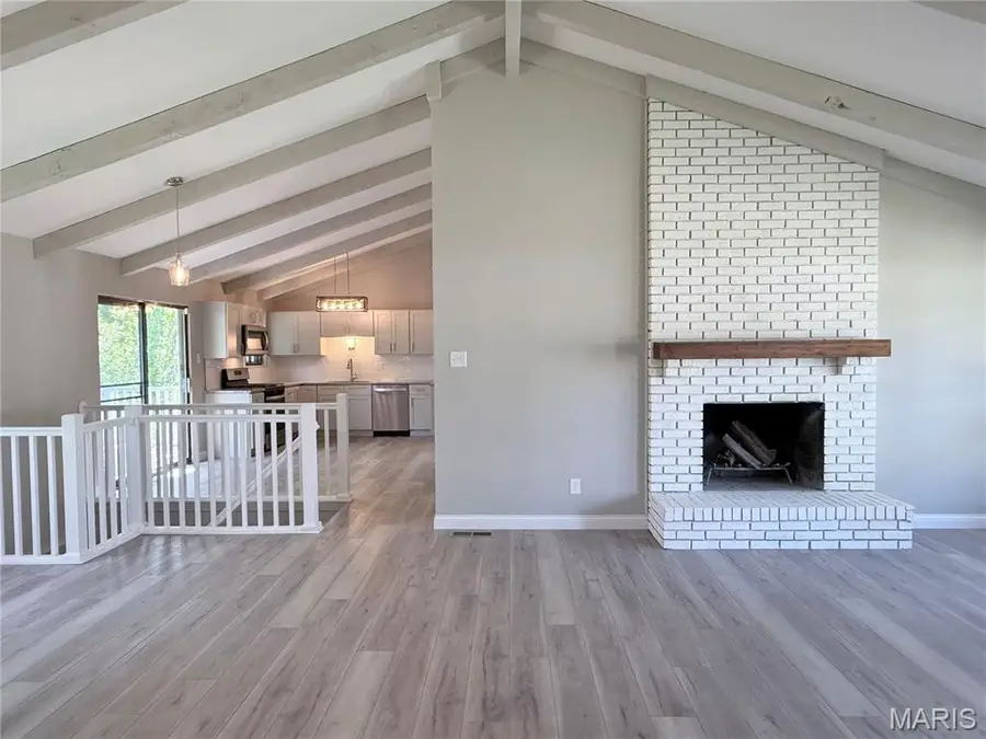 6026 Gettysburg Estates Drive, Saint Louis, MO 63129 - #3