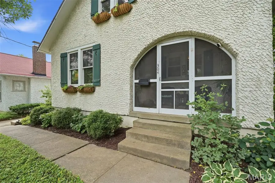304 Papin Avenue, Saint Louis, MO 63119 - #2