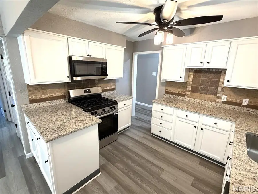 5268 State Route 156, Waterloo, IL 62298 - #2