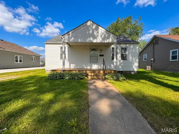 417 N 3rd Street, Dupo, IL 62239