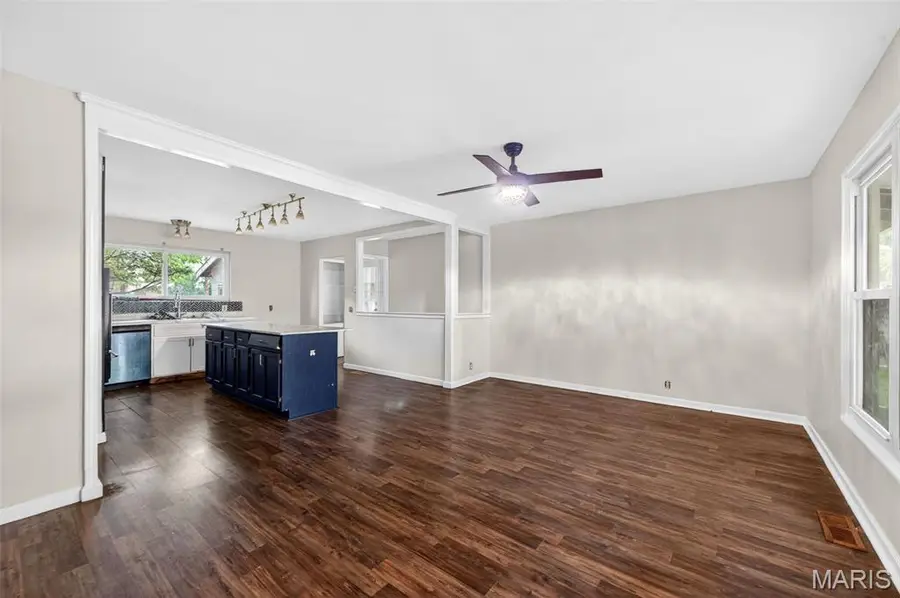 2195 Somerset Drive, Florissant, MO 63033 - #3