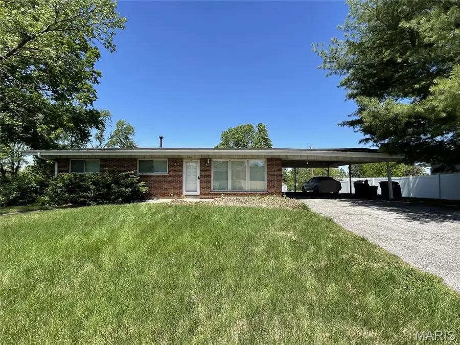 9411 Crockett Drive, Olivette, MO 63132 - #2