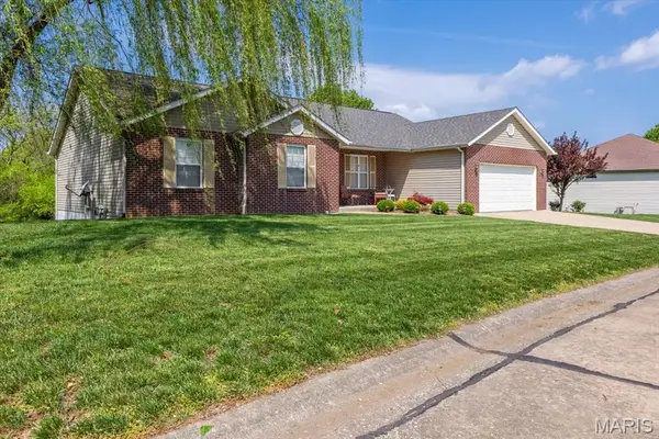 445 Steven Drive, Red Bud, IL 62278