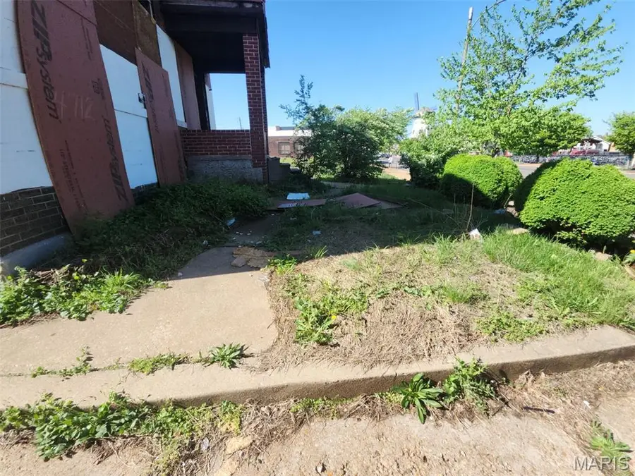 4712 Gravois Avenue, Saint Louis, MO 63116 - #3