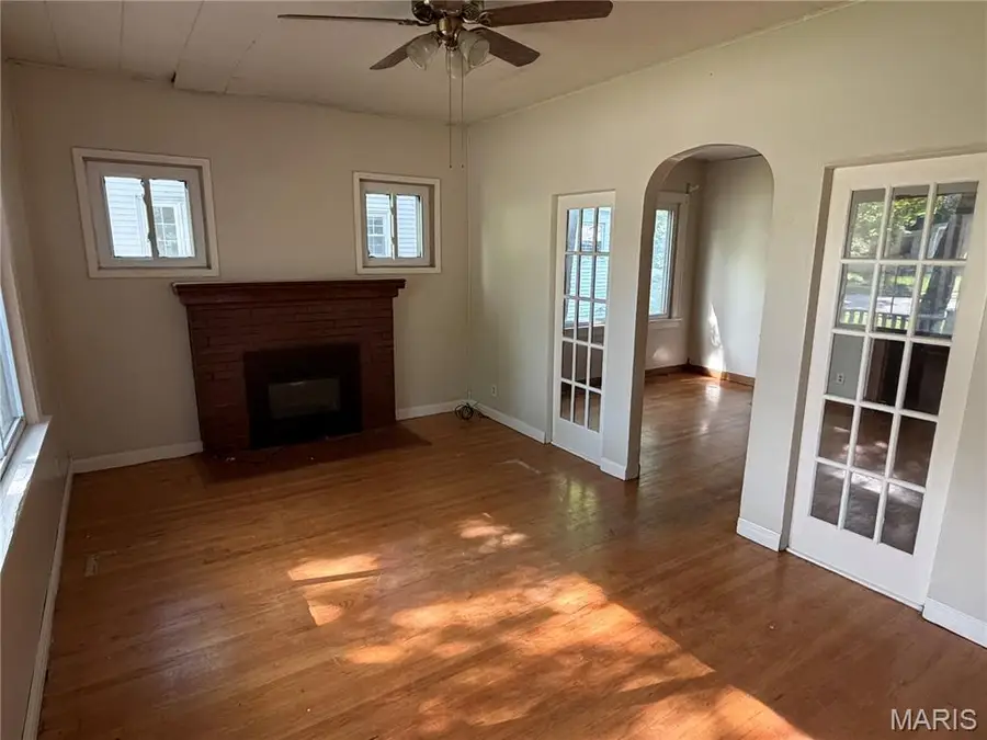 216 S 9th Street, Wood River, IL 62095 - #3