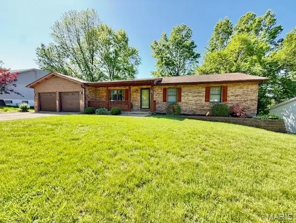 51 Oxford Drive, Washington, MO 63090