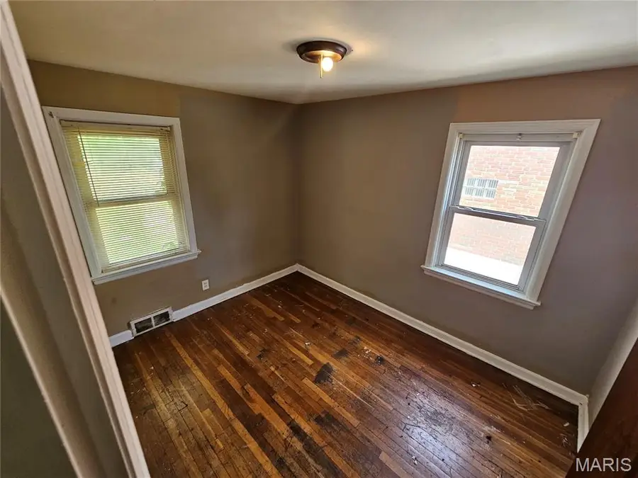 9243 Filibert Drive, Saint Louis, MO 63137 - #2