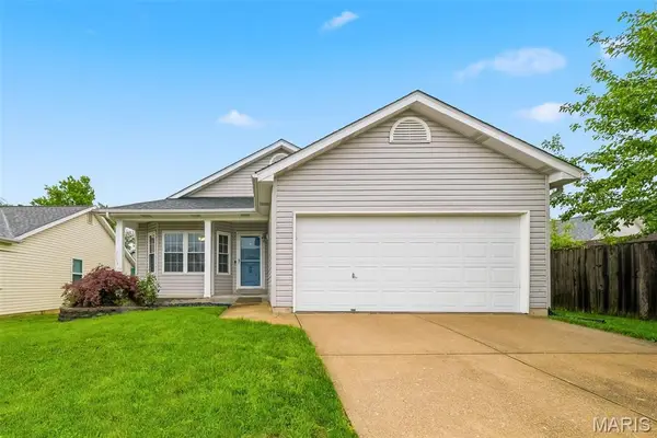 1818 Florine Court, St Charles, MO 63303