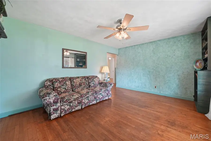 831 Loekes Drive, Florissant, MO 63031 - #3