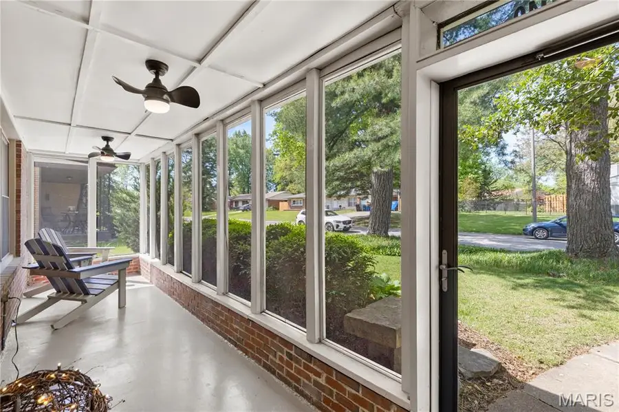 1140 E Parkedge Lane, University City, MO 63130 - #3