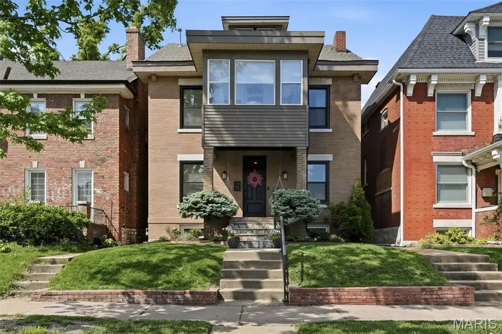 5733 Waterman Boulevard, Saint Louis, MO 63112 - #1