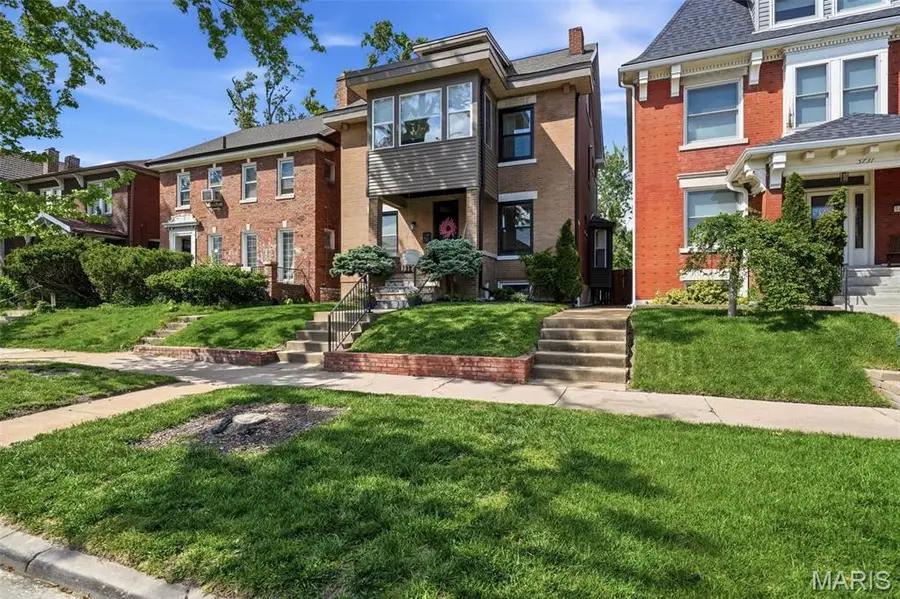 5733 Waterman Boulevard, Saint Louis, MO 63112 - #2