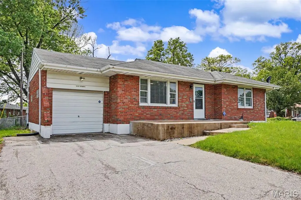 9448 Ardmore Drive, Bellefontaine Neighbors, MO 63137 - #1