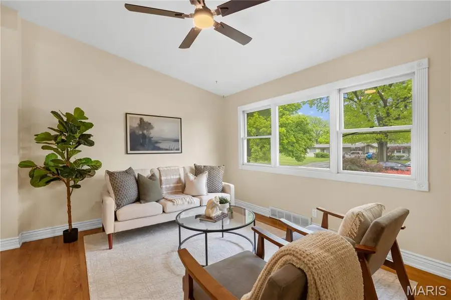 1965 Thunderbird Avenue, Florissant, MO 63033 - #3