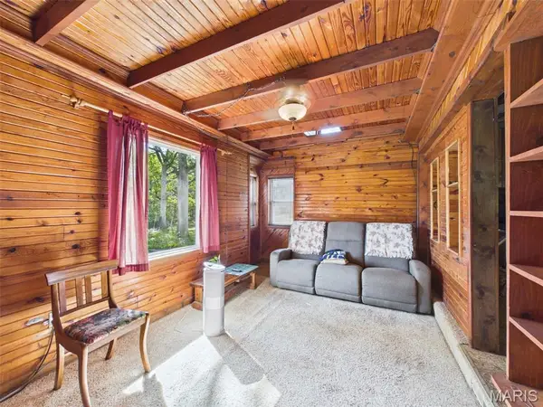 26502 Sherwood Lane, Laquey, MO 65534