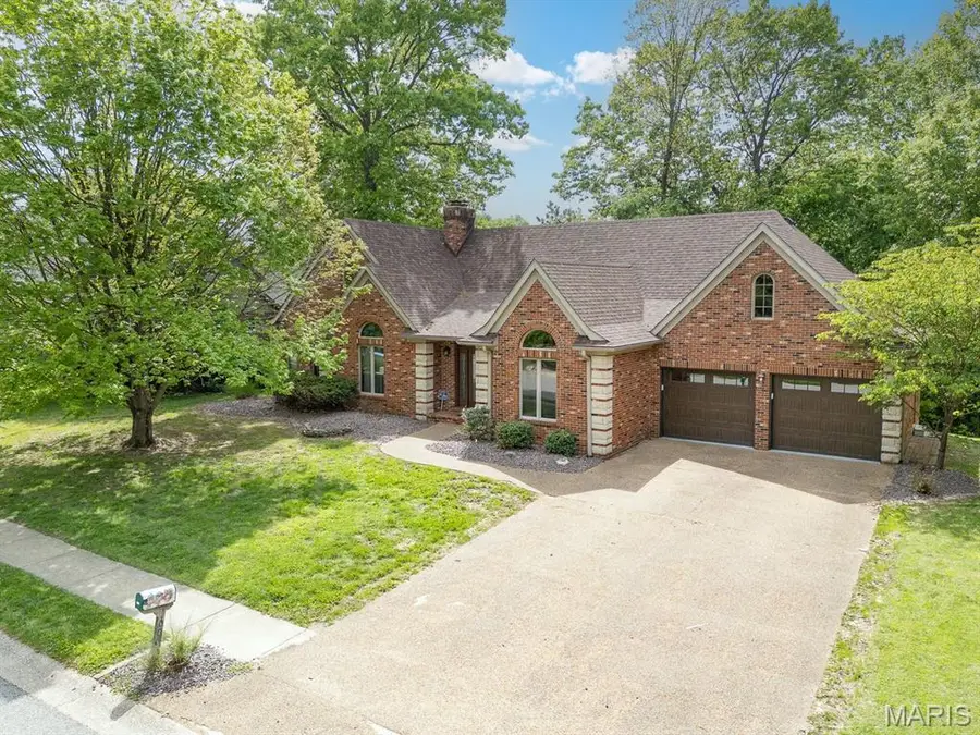 1005 Timberlake Drive, Edwardsville, IL 62025 - #2
