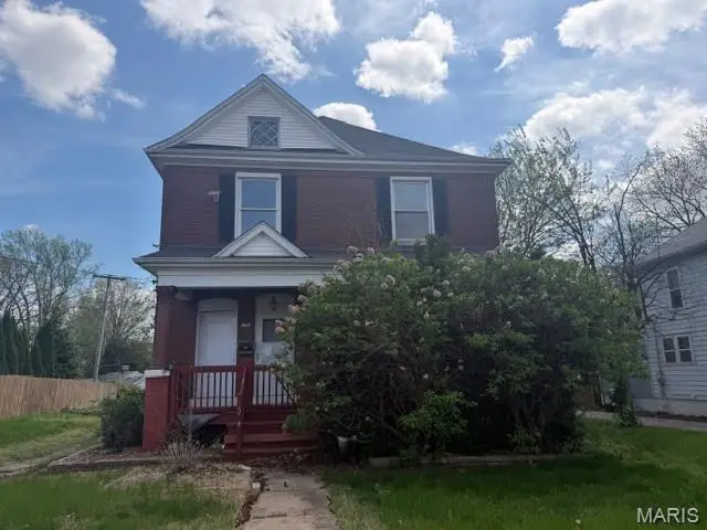 124 Carlyle Avenue, Belleville, IL 62220 - #1