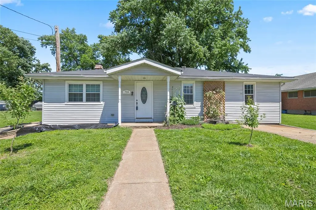 714 Vest Avenue, Valley Park, MO 63088 - #1
