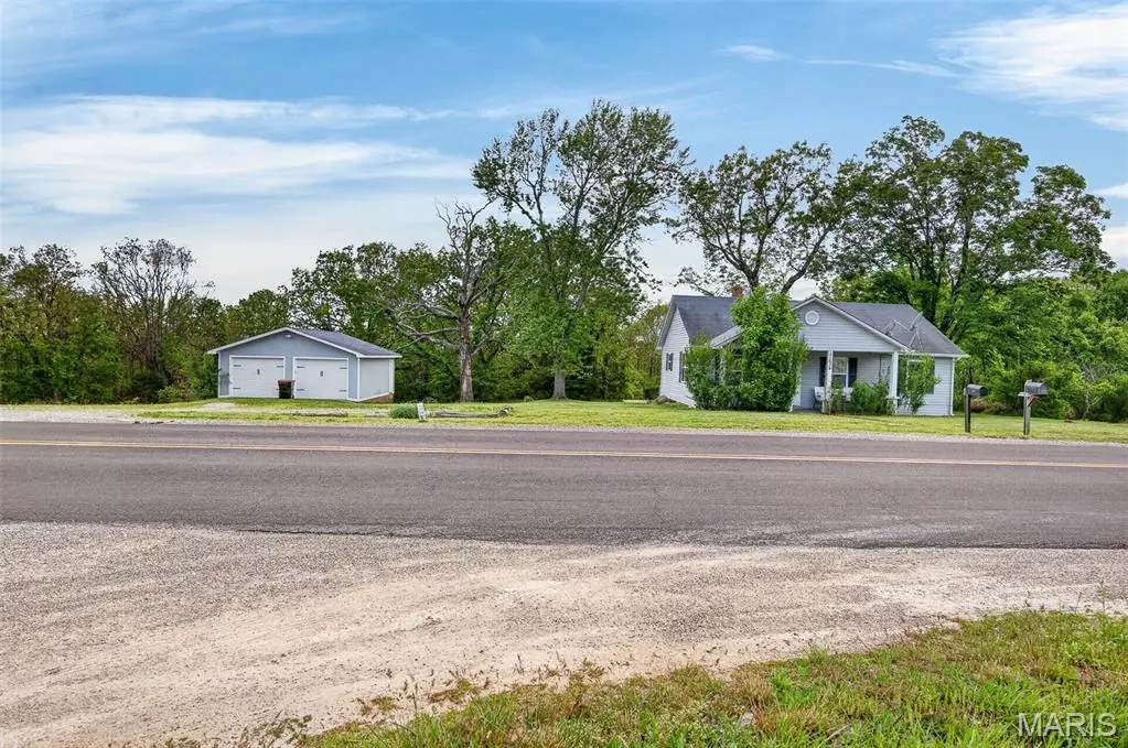 25634 Highway P, Laquey, MO 65534 - #1
