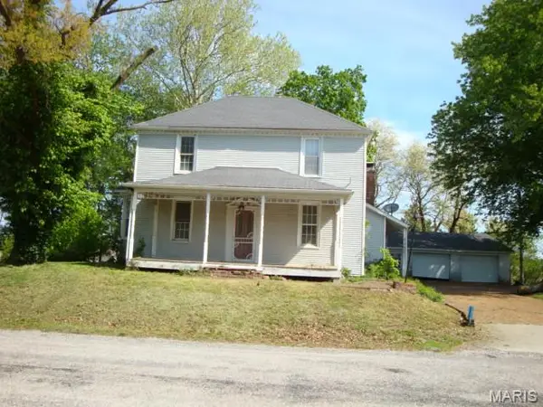13103 Trestle Road, Highland, IL 62249