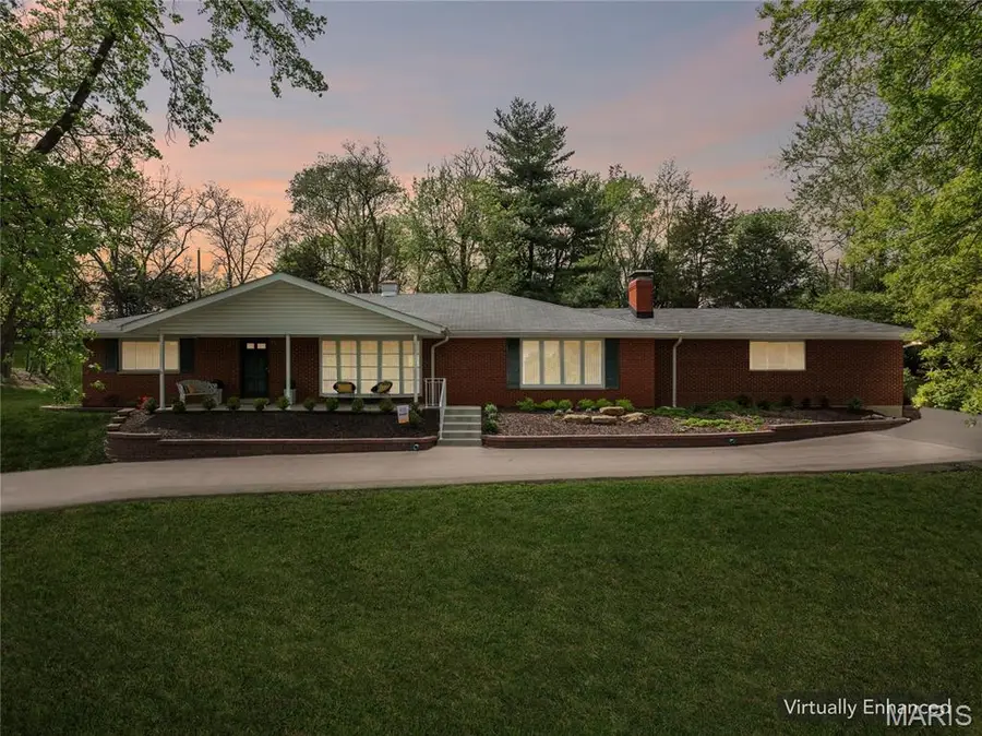 9 Lochhaven Lane, Ballwin, MO 63021 - #2