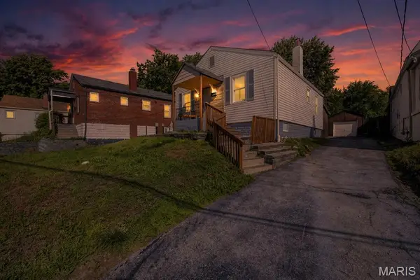 9721 Midland Boulevard, Overland, MO 63114