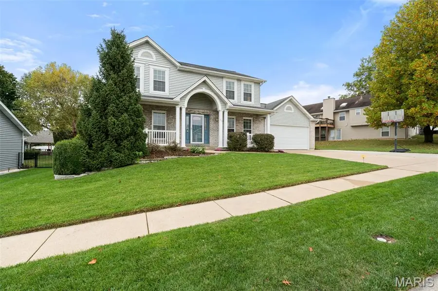 40 Kentucky Blue Ridge Court, Saint Charles, MO 63303 - #3