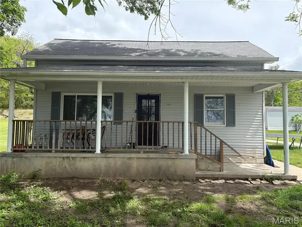 183 S Washington Road, Hamburg, IL 62045