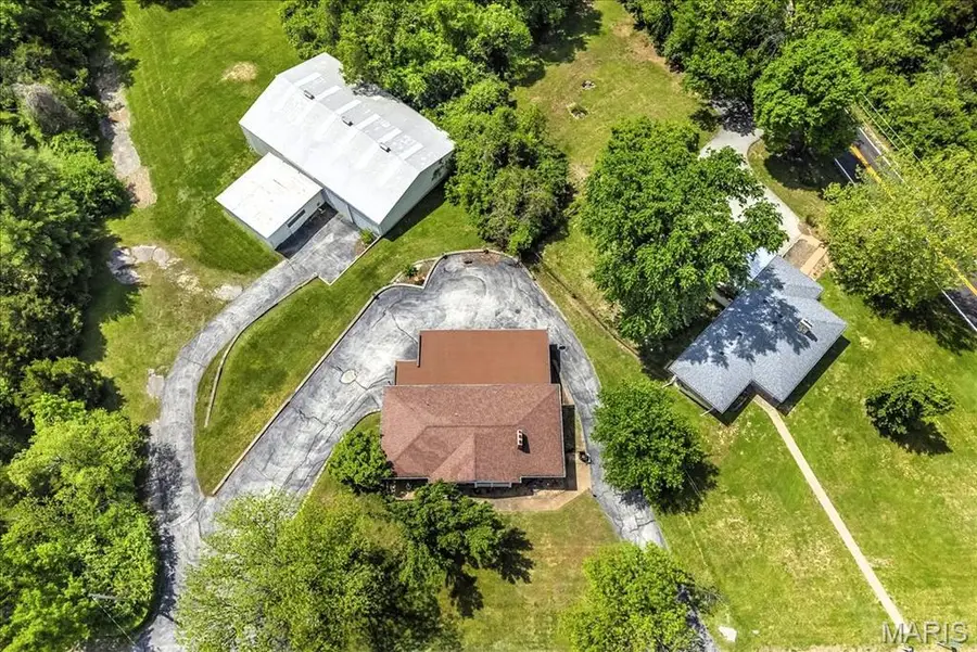 2948 Erb Road, Saint Louis, MO 63129 - #3