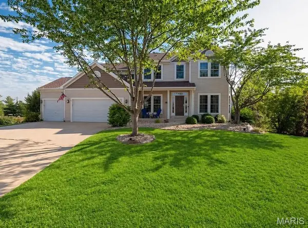 720 Brook Manor Court, Lake St Louis, MO 63367