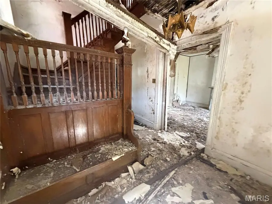 4923 Suburban Track, Saint Louis, MO 63108 - #2