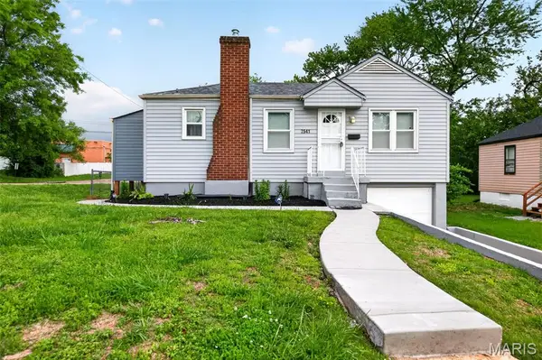 7541 Calvin Avenue, St Louis, MO 63136