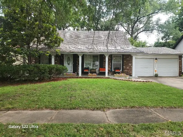 5412 Priorybrook Road, Black Jack, MO 63033