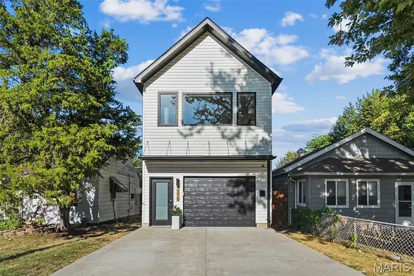 3215 Jasper Park, St Louis, MO 63139