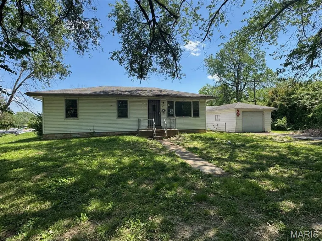 9984 Duke Drive, Moline Acres, MO 63136 - #1