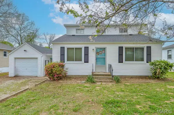 2320 Meadow Drive, Belleville, IL 62226